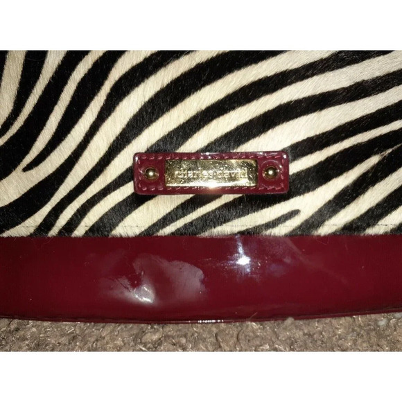 CHARLES DAVID-Burgundy Patent Leather/Zebra Print Pony Fur Clutch-Near Mint - Picture 2 of 7